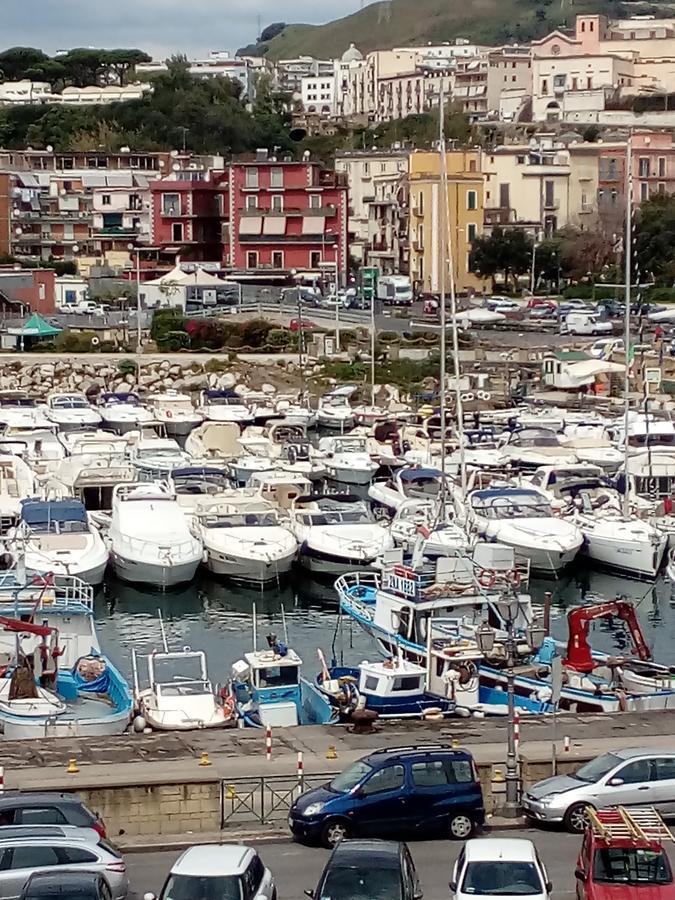 Aria Di Mare Dimorra Bed & Breakfast Pozzuoli Dış mekan fotoğraf